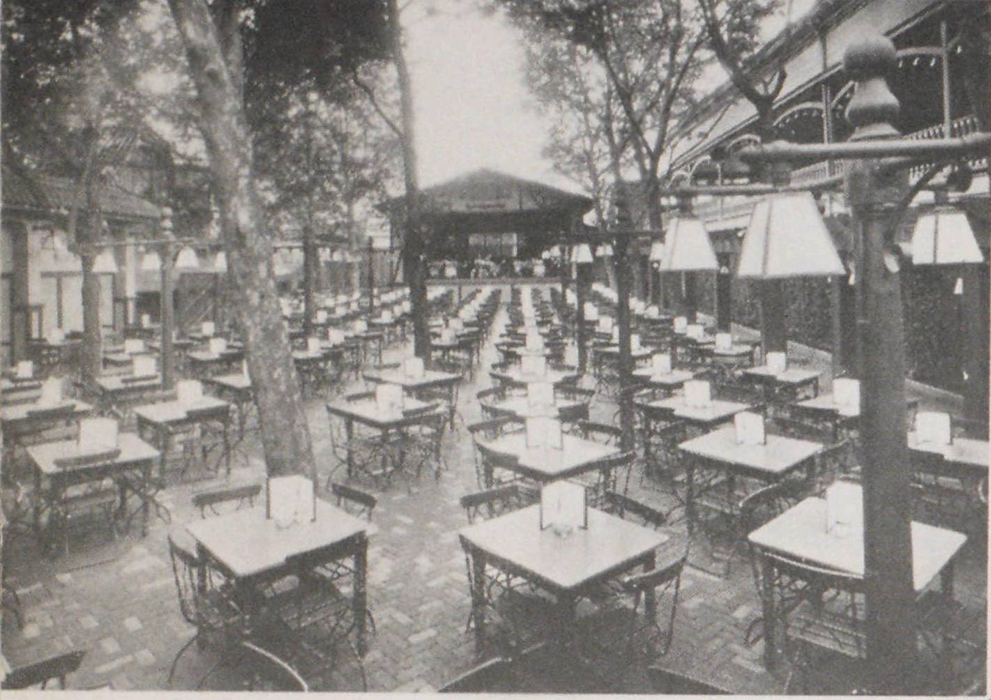[Photograph of Feltman's - "the largest dining establishment in the world']